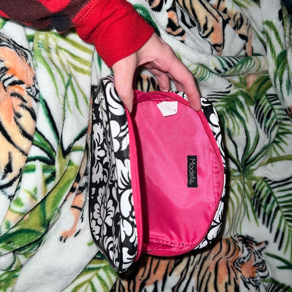 Modella accessory bag